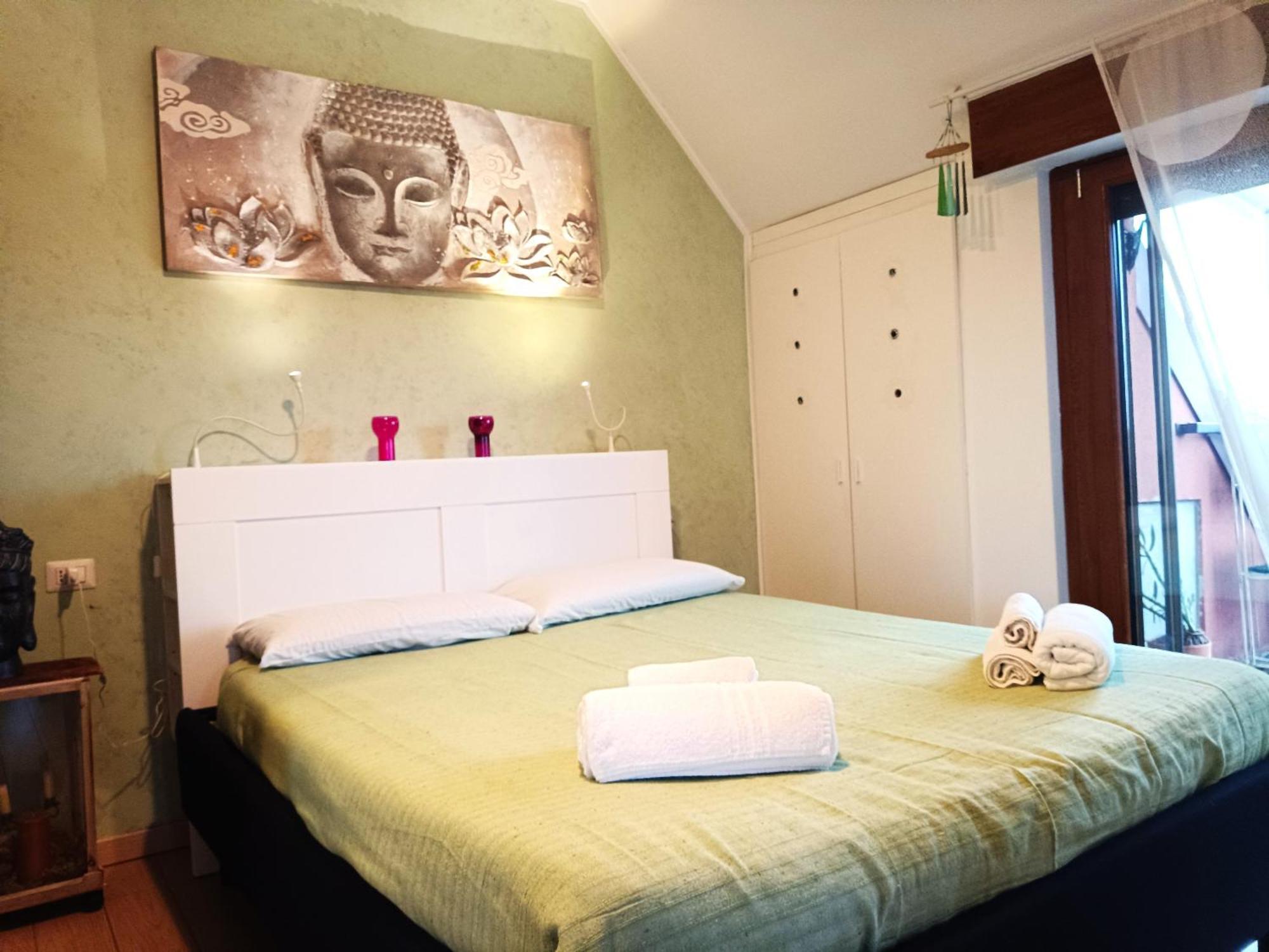 Apartamento La Mansarda Di Pero Con Terrazza Exterior foto